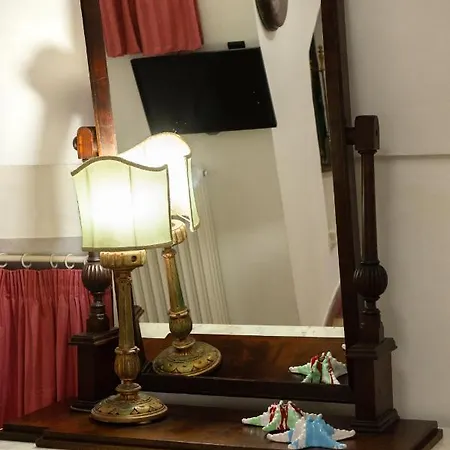 La Casa Nel Vico Apartament *